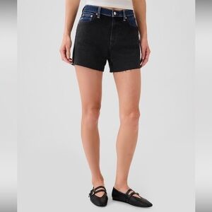 NWT Gap 4’’ denim shorts black/indigo size 30